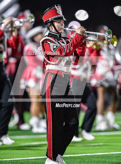 Thumbnail 2 in Pleasant Grove vs. Carthage (UIL 4A DII Region 2 Finals) photogallery.