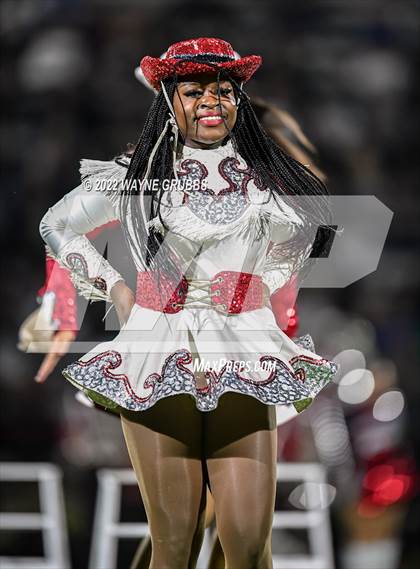 Thumbnail 1 in Pleasant Grove vs. Carthage (UIL 4A DII Region 2 Finals) photogallery.