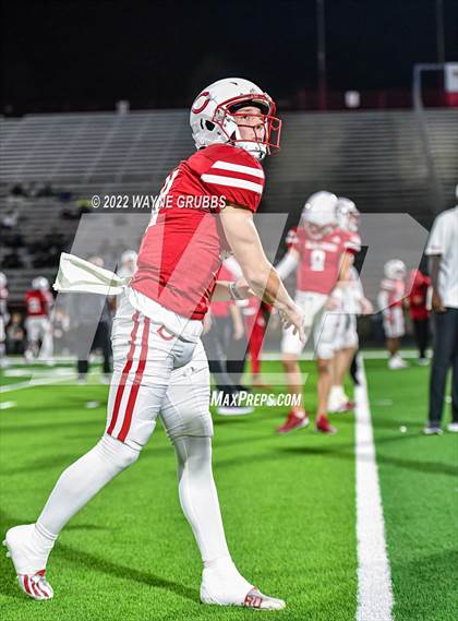 Thumbnail 1 in Pleasant Grove vs. Carthage (UIL 4A DII Region 2 Finals) photogallery.