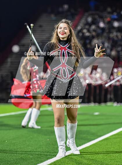 Thumbnail 2 in Pleasant Grove vs. Carthage (UIL 4A DII Region 2 Finals) photogallery.