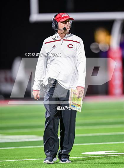 Thumbnail 2 in Pleasant Grove vs. Carthage (UIL 4A DII Region 2 Finals) photogallery.