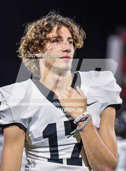 Thumbnail 1 in Pleasant Grove vs. Carthage (UIL 4A DII Region 2 Finals) photogallery.