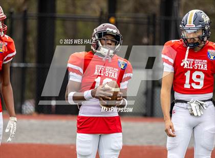 Thumbnail 3 in AutoZone Liberty Bowl All-Star Game photogallery.