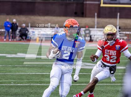 Thumbnail 3 in AutoZone Liberty Bowl All-Star Game photogallery.