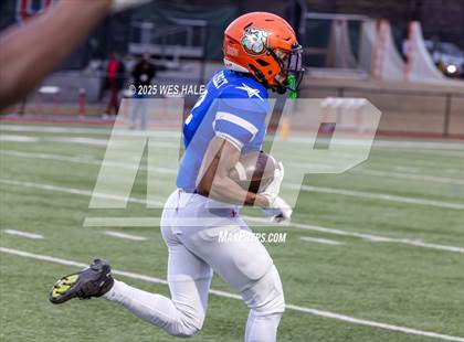 Thumbnail 2 in AutoZone Liberty Bowl All-Star Game photogallery.