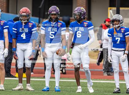 Thumbnail 1 in AutoZone Liberty Bowl All-Star Game photogallery.