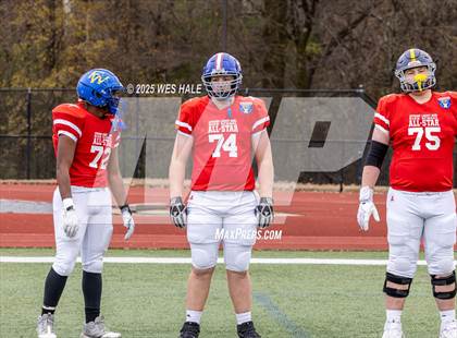 Thumbnail 1 in AutoZone Liberty Bowl All-Star Game photogallery.