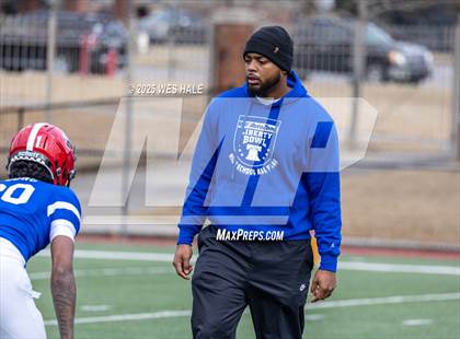 Thumbnail 2 in AutoZone Liberty Bowl All-Star Game photogallery.