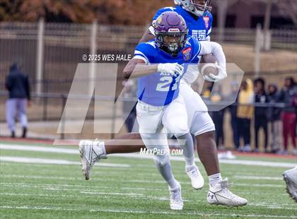 Thumbnail 2 in AutoZone Liberty Bowl All-Star Game photogallery.