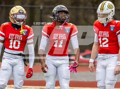 Thumbnail 2 in AutoZone Liberty Bowl All-Star Game photogallery.