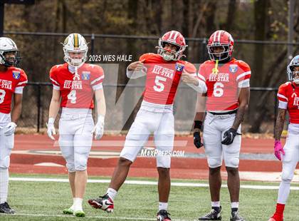 Thumbnail 3 in AutoZone Liberty Bowl All-Star Game photogallery.
