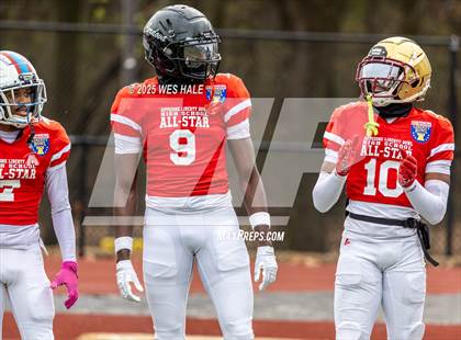 Thumbnail 3 in AutoZone Liberty Bowl All-Star Game photogallery.