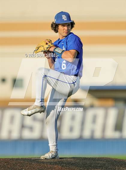 Thumbnail 1 in Norman North @ Deer Creek photogallery.