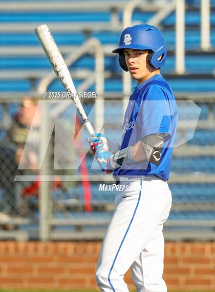 Thumbnail 3 in Norman North @ Deer Creek photogallery.