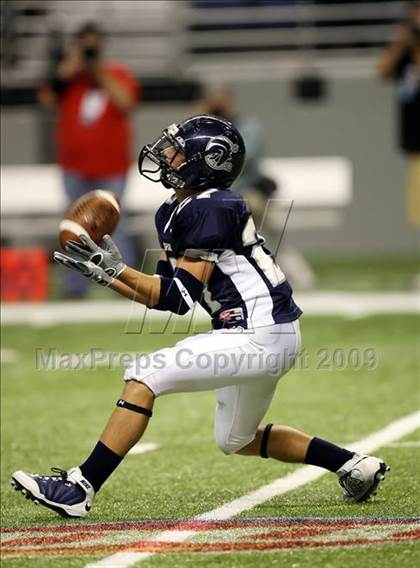 Thumbnail 1 in Midlothian vs. Boerne (Texas Football Classic) photogallery.