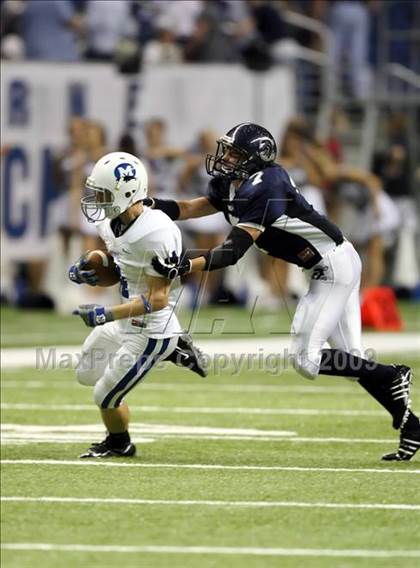Thumbnail 2 in Midlothian vs. Boerne (Texas Football Classic) photogallery.
