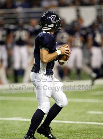 Thumbnail 1 in Midlothian vs. Boerne (Texas Football Classic) photogallery.