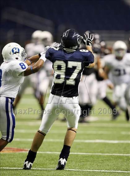 Thumbnail 1 in Midlothian vs. Boerne (Texas Football Classic) photogallery.