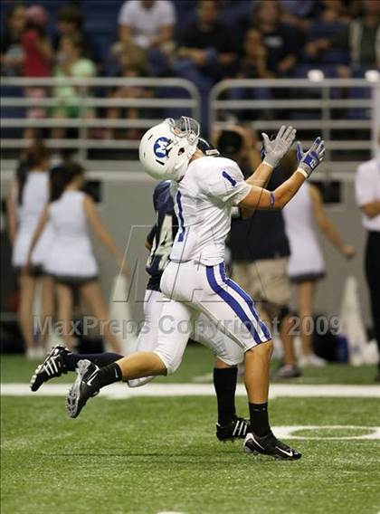 Thumbnail 2 in Midlothian vs. Boerne (Texas Football Classic) photogallery.