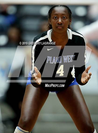 Thumbnail 2 in Plano West vs Byron Nelson (UIL 6A Final) photogallery.