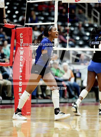 Thumbnail 3 in Plano West vs Byron Nelson (UIL 6A Final) photogallery.