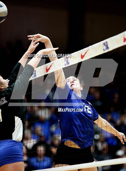 Thumbnail 1 in Plano West vs Byron Nelson (UIL 6A Final) photogallery.