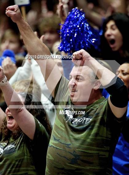 Thumbnail 2 in Plano West vs Byron Nelson (UIL 6A Final) photogallery.