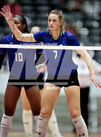 Thumbnail 3 in Plano West vs Byron Nelson (UIL 6A Final) photogallery.
