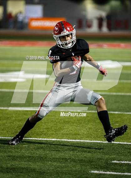Thumbnail 3 in Sierra Vista vs Loara (CIF SS Round 2 Playoff) photogallery.