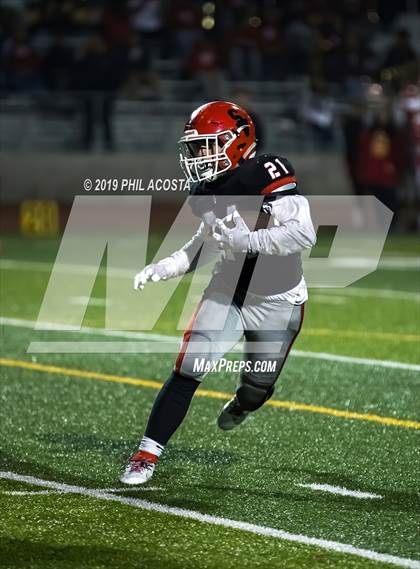 Thumbnail 1 in Sierra Vista vs Loara (CIF SS Round 2 Playoff) photogallery.