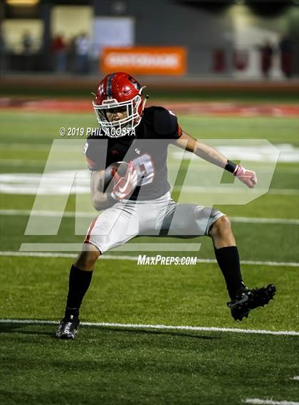 Thumbnail 2 in Sierra Vista vs Loara (CIF SS Round 2 Playoff) photogallery.