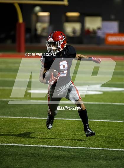 Thumbnail 2 in Sierra Vista vs Loara (CIF SS Round 2 Playoff) photogallery.