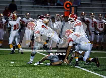 Thumbnail 1 in Sierra Vista vs Loara (CIF SS Round 2 Playoff) photogallery.