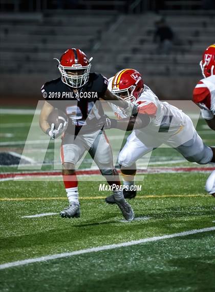 Thumbnail 3 in Sierra Vista vs Loara (CIF SS Round 2 Playoff) photogallery.