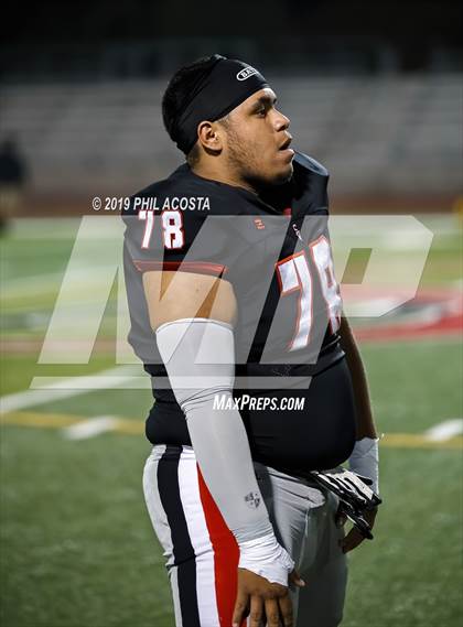Thumbnail 2 in Sierra Vista vs Loara (CIF SS Round 2 Playoff) photogallery.