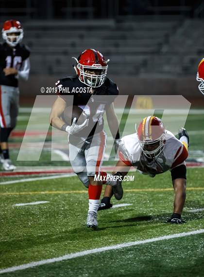 Thumbnail 3 in Sierra Vista vs Loara (CIF SS Round 2 Playoff) photogallery.
