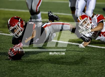 Thumbnail 3 in Sierra Vista vs Loara (CIF SS Round 2 Playoff) photogallery.