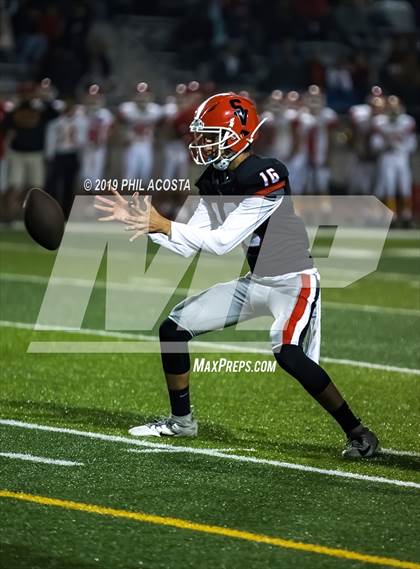 Thumbnail 3 in Sierra Vista vs Loara (CIF SS Round 2 Playoff) photogallery.