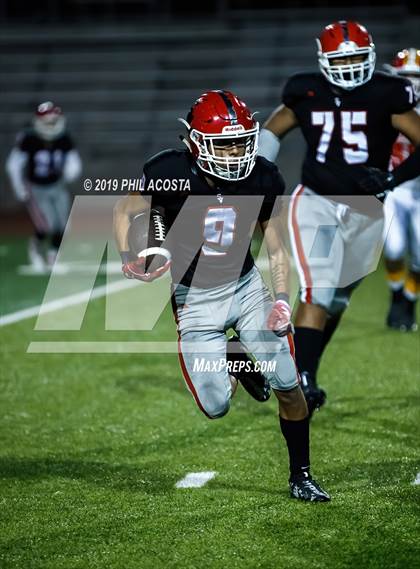 Thumbnail 3 in Sierra Vista vs Loara (CIF SS Round 2 Playoff) photogallery.