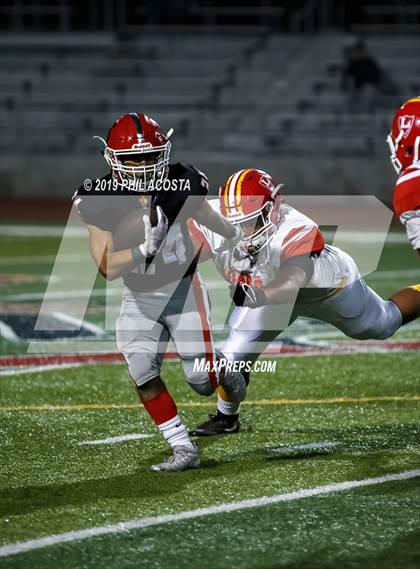Thumbnail 1 in Sierra Vista vs Loara (CIF SS Round 2 Playoff) photogallery.