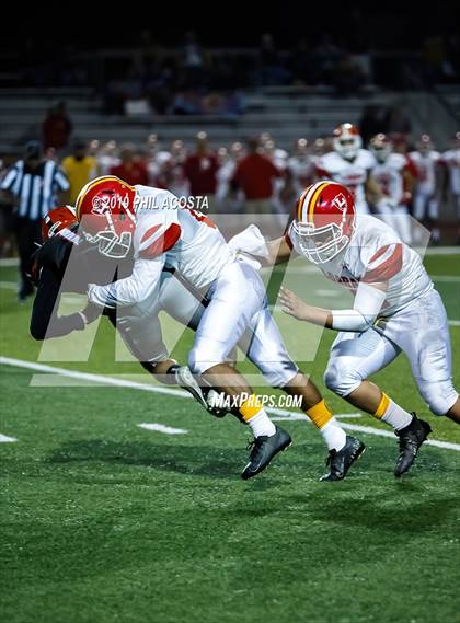 Thumbnail 3 in Sierra Vista vs Loara (CIF SS Round 2 Playoff) photogallery.