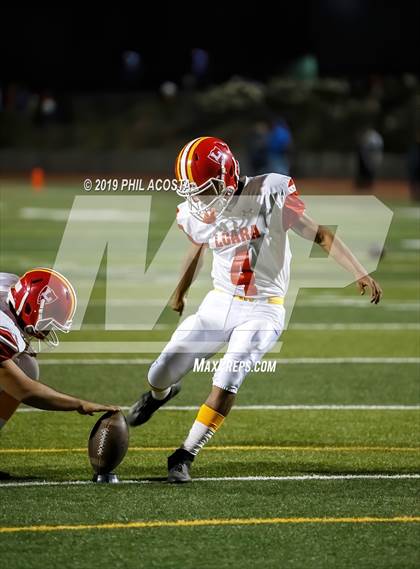 Thumbnail 3 in Sierra Vista vs Loara (CIF SS Round 2 Playoff) photogallery.