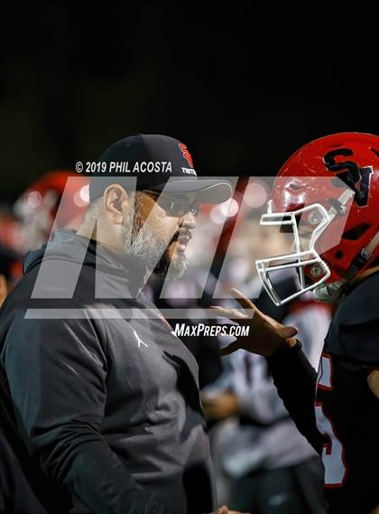 Thumbnail 1 in Sierra Vista vs Loara (CIF SS Round 2 Playoff) photogallery.