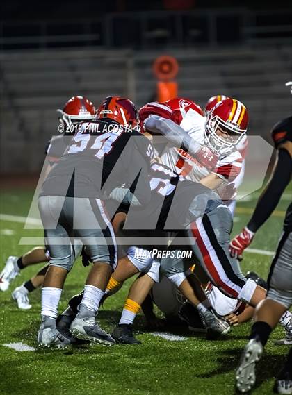 Thumbnail 3 in Sierra Vista vs Loara (CIF SS Round 2 Playoff) photogallery.