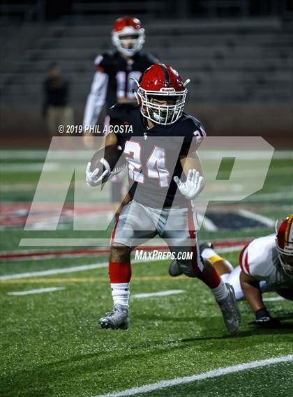 Thumbnail 2 in Sierra Vista vs Loara (CIF SS Round 2 Playoff) photogallery.