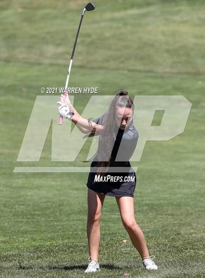 Thumbnail 1 in Delta League Dual Meet @ Wildhawk photogallery.
