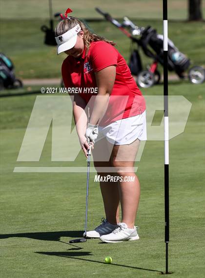 Thumbnail 1 in Delta League Dual Meet @ Wildhawk photogallery.
