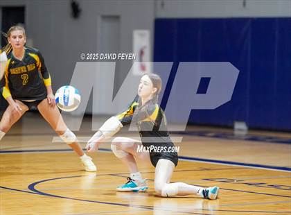 Thumbnail 1 in Beaver Dam @ Kettle Moraine photogallery.