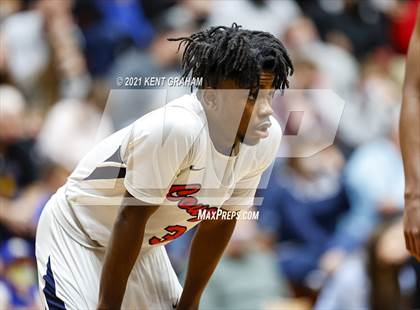 Thumbnail 3 in Gary West Side vs Carmel (IHSAA 4A Final) photogallery.