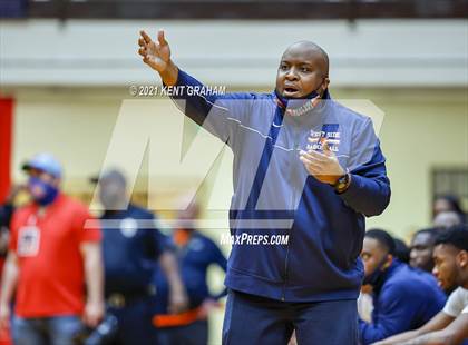 Thumbnail 3 in Gary West Side vs Carmel (IHSAA 4A Final) photogallery.